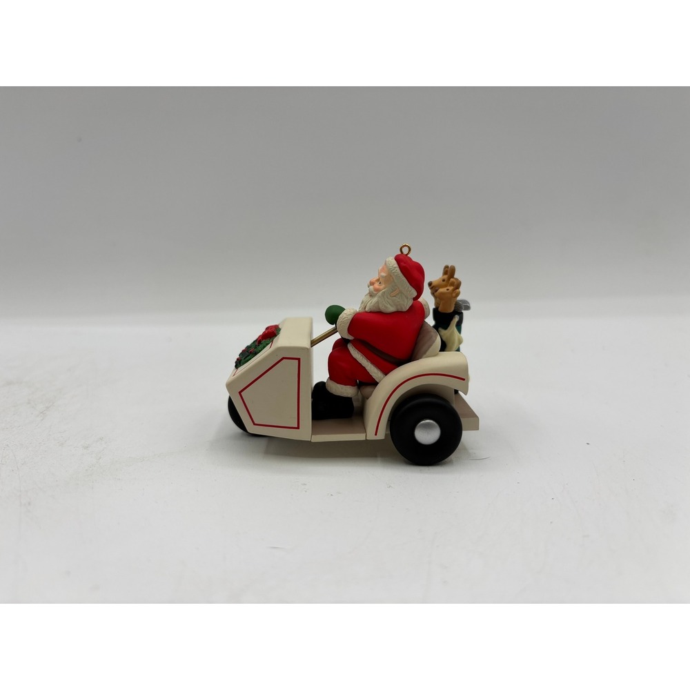 Hallmark Keepsake Ornament 1999 Santas Golf Cart 21st in Here Comes Santa Series